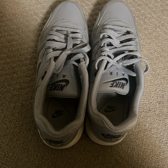Grey Nike Air Max. Worn once or twice. Great condition. - Picture 3 of 4